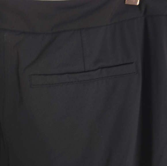 Lululemon Tapered-Leg Mid-Rise Pant 7/8 Length Luxtreme Size L BLACK - Picture 9 of 11